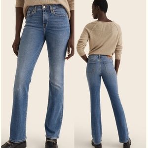 Tommy Hilfiger Mid Rise Bootcut Jeans Size 30
